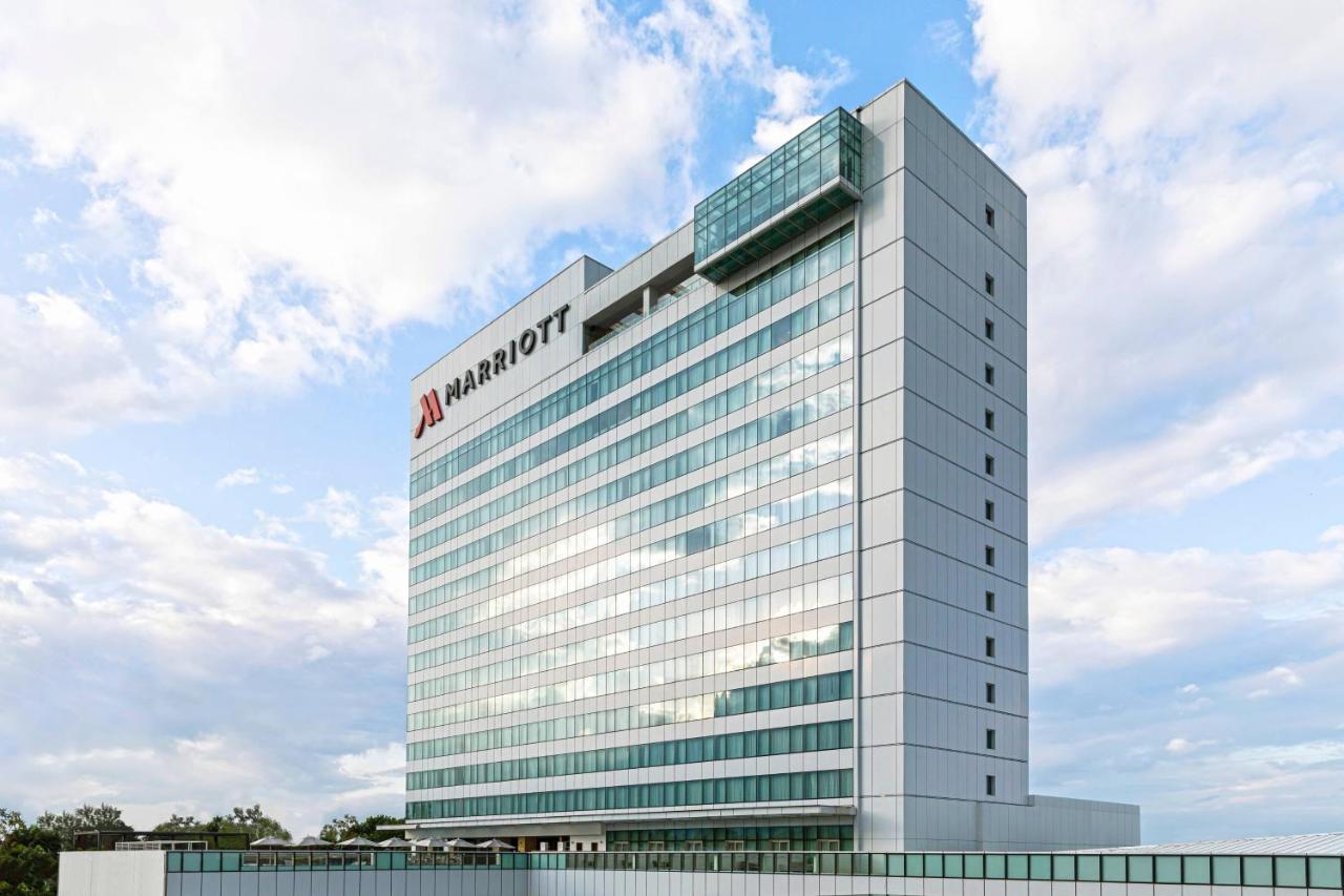 Clark Marriott Hotel 5*