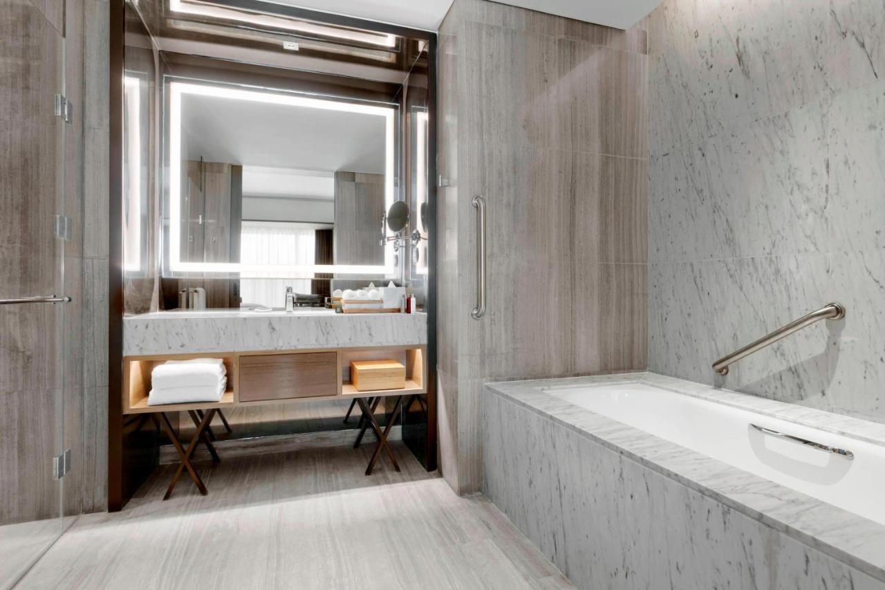 Hotel Clark Marriott